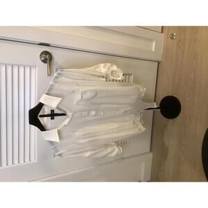 Bebe Ivory Cream Silky Peekaboo Rouched Sleeve Button Front Collared Bodysuit M